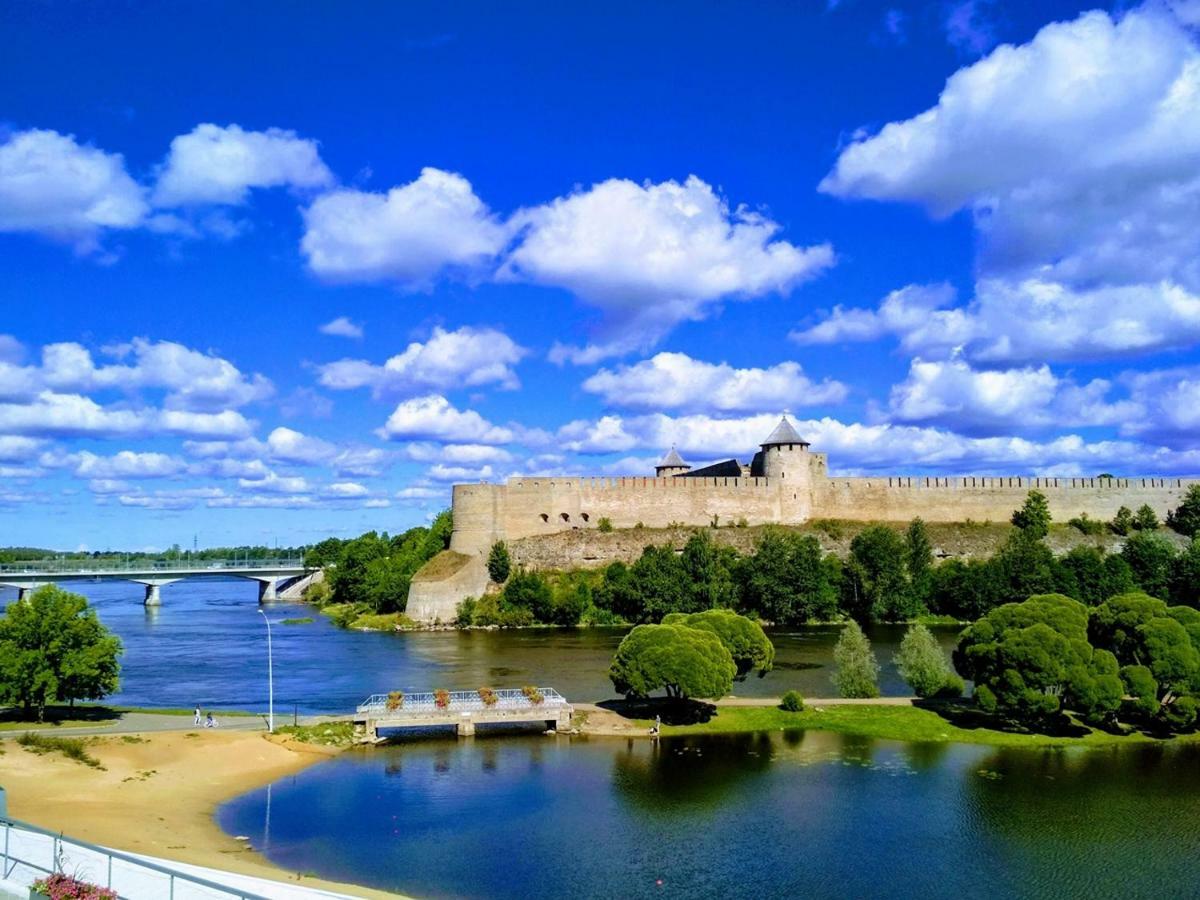 Prestige Apartment Нарва Екстериор снимка